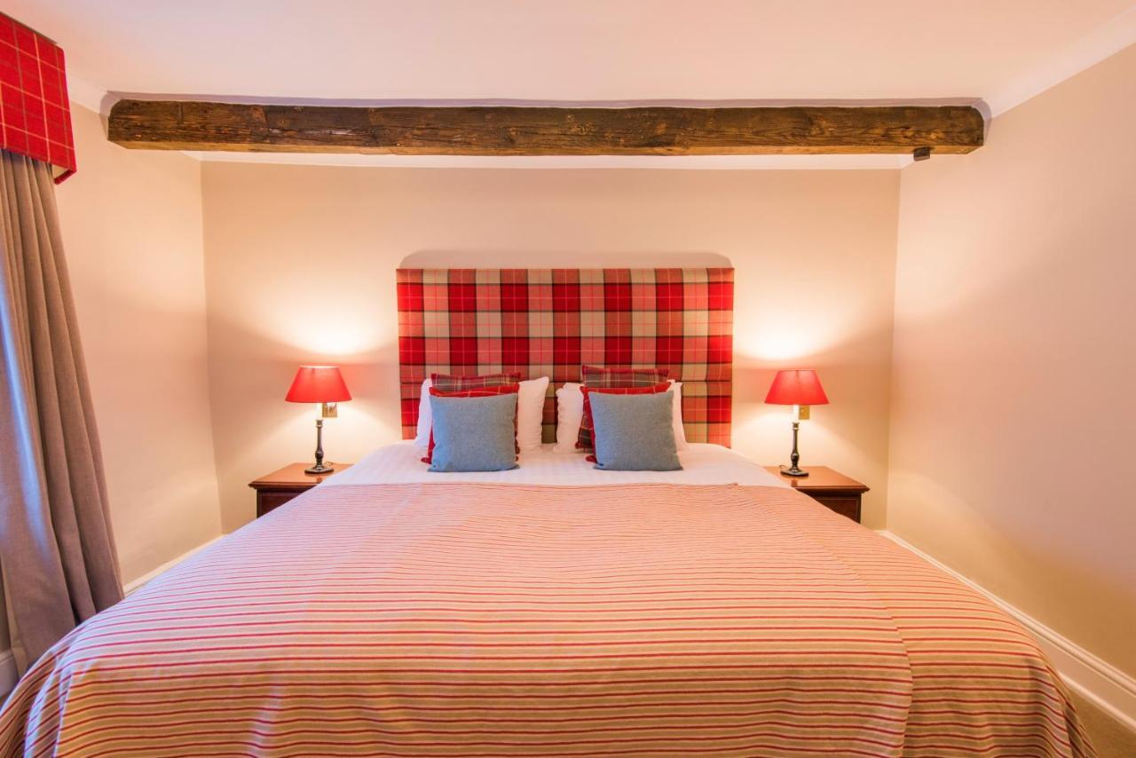 Luttrell Arms Hotel Dunster Bagian luar foto