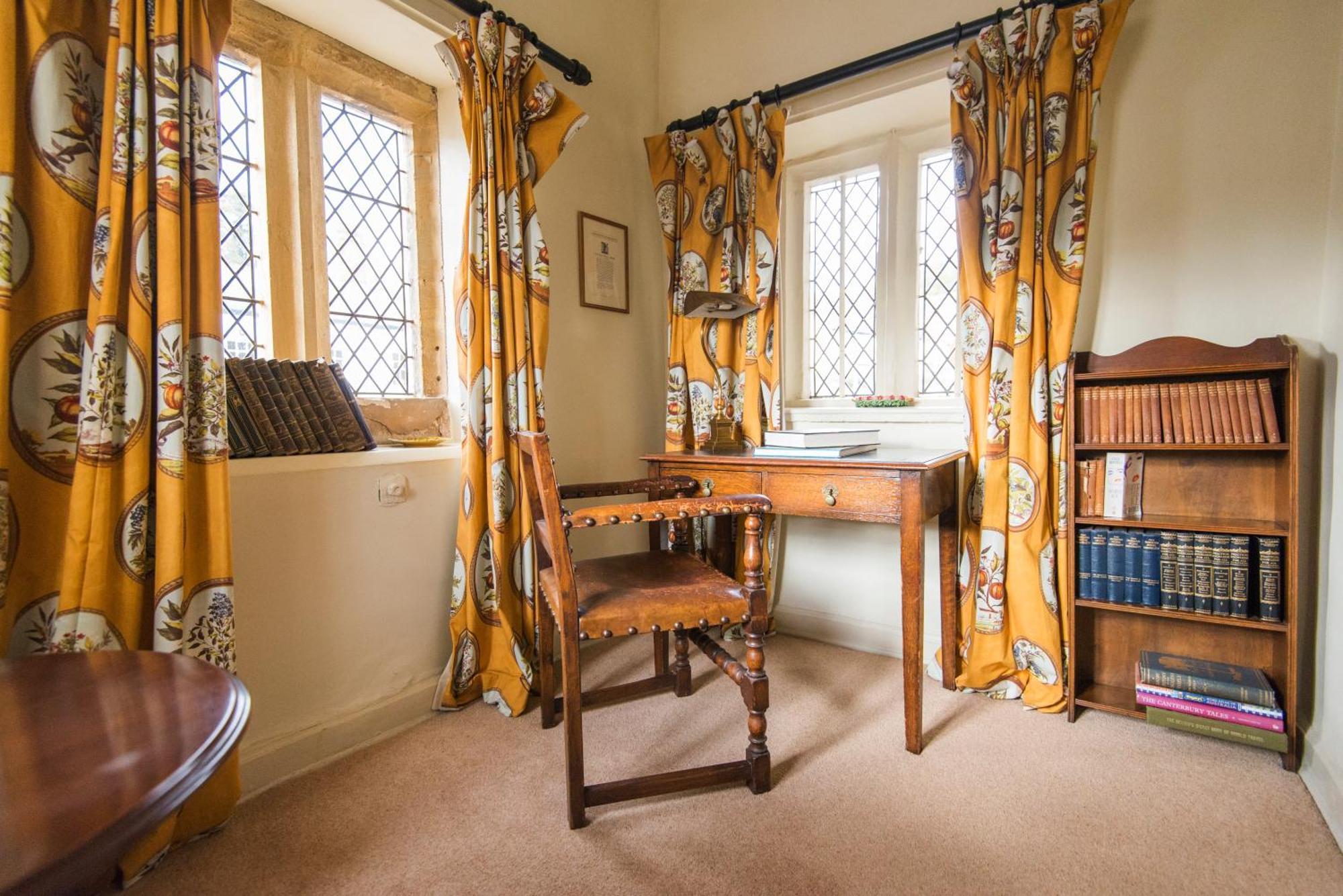 Luttrell Arms Hotel Dunster Ruang foto