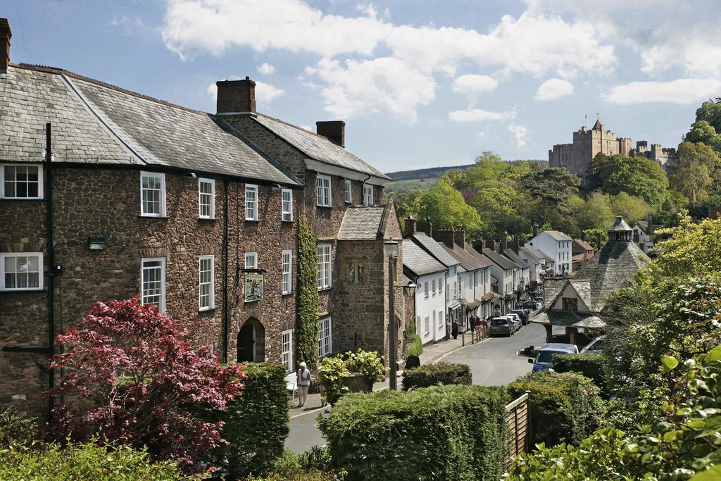 Luttrell Arms Hotel Dunster Bagian luar foto